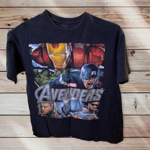 avengers marvel legends size medium black tee - Picture 1 of 2